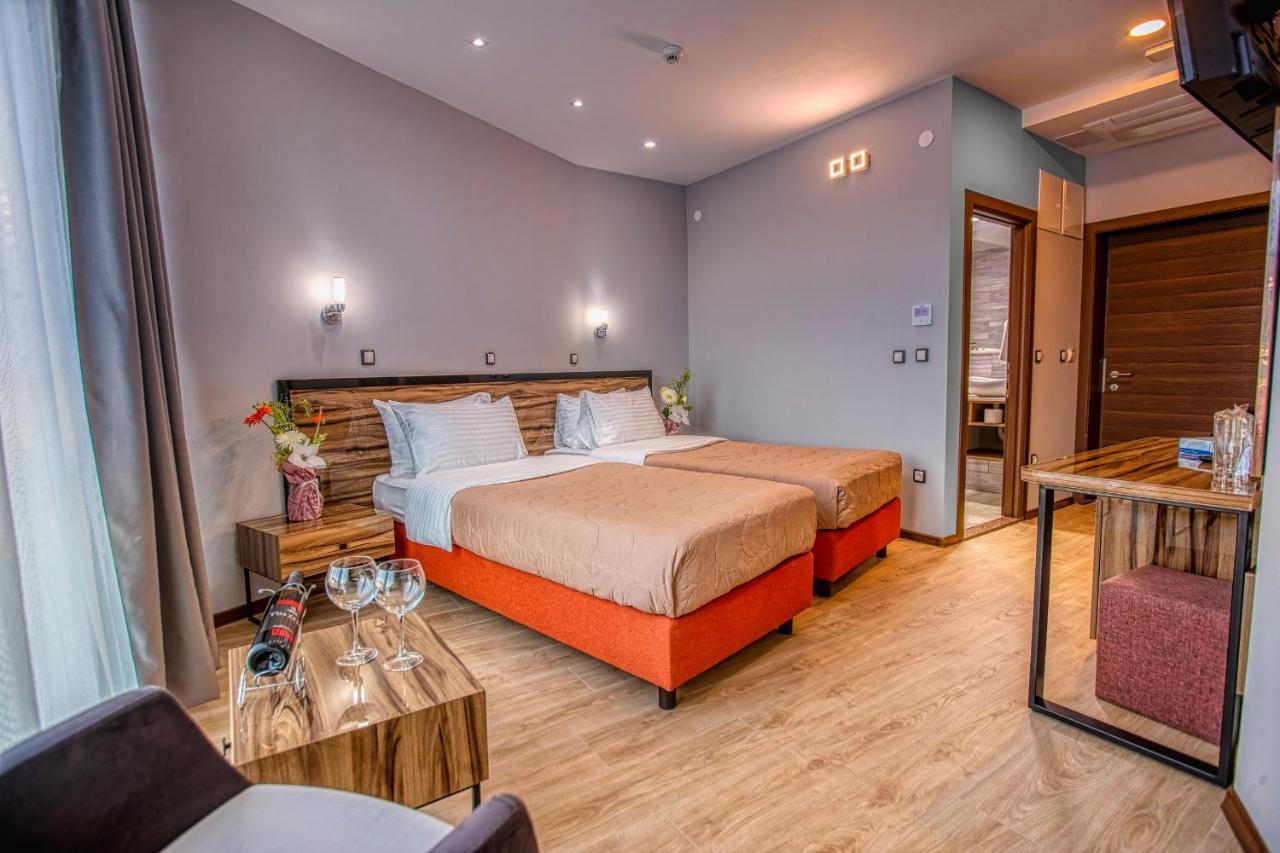 Hotel Nova Riviera Охрид Екстериор снимка