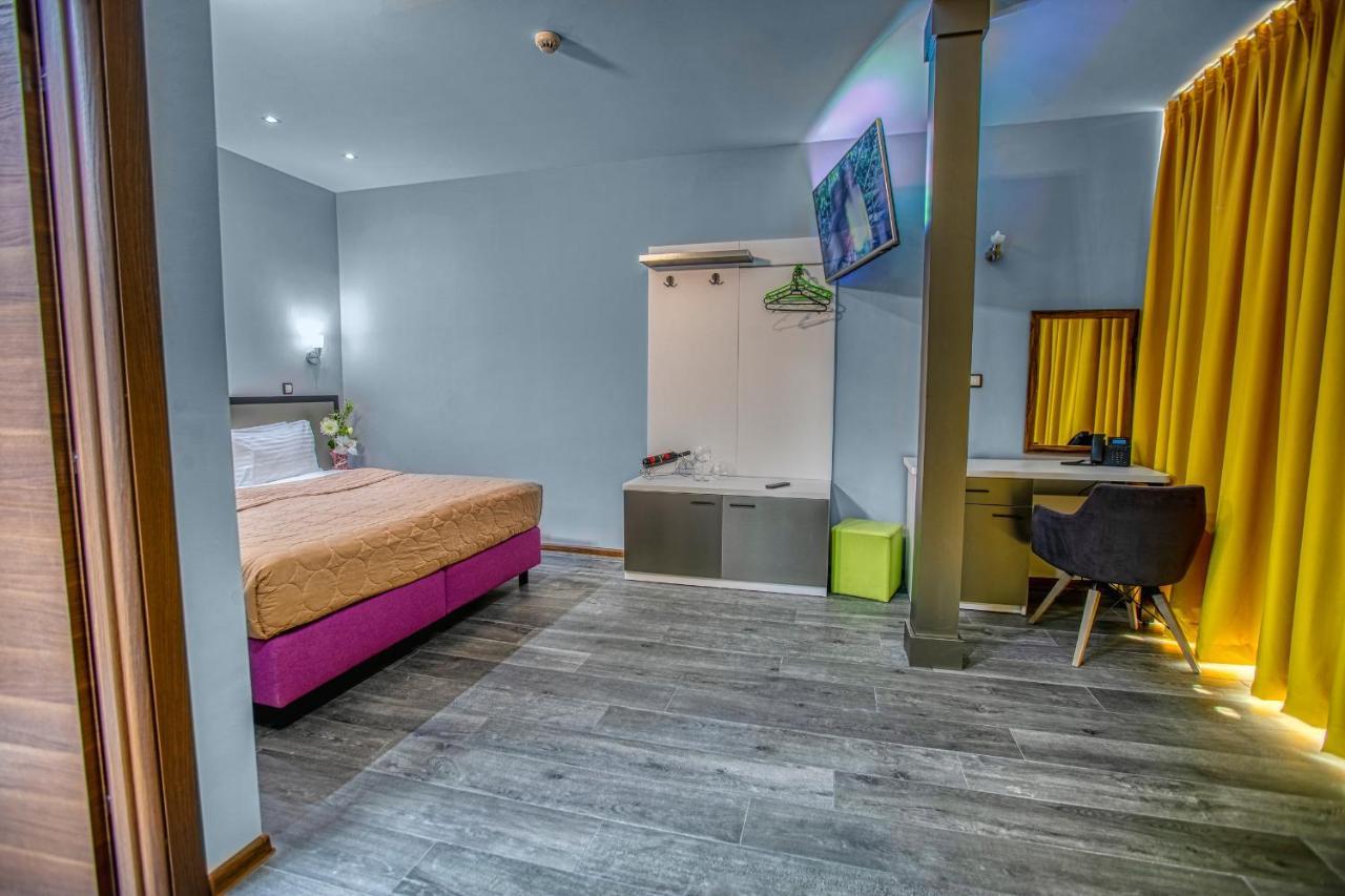 Hotel Nova Riviera Охрид Екстериор снимка